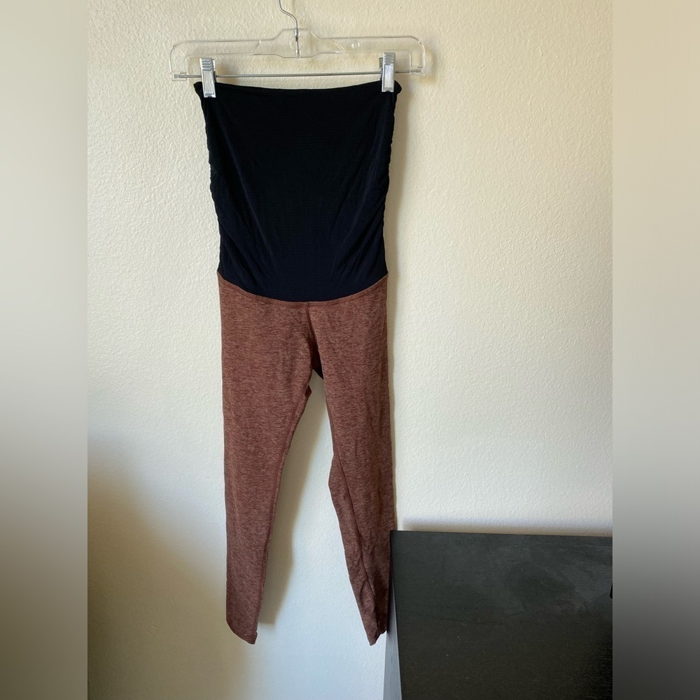 Beyond the Bump women’s beyond yoga, Spacedye leggings ￼ size extra small active